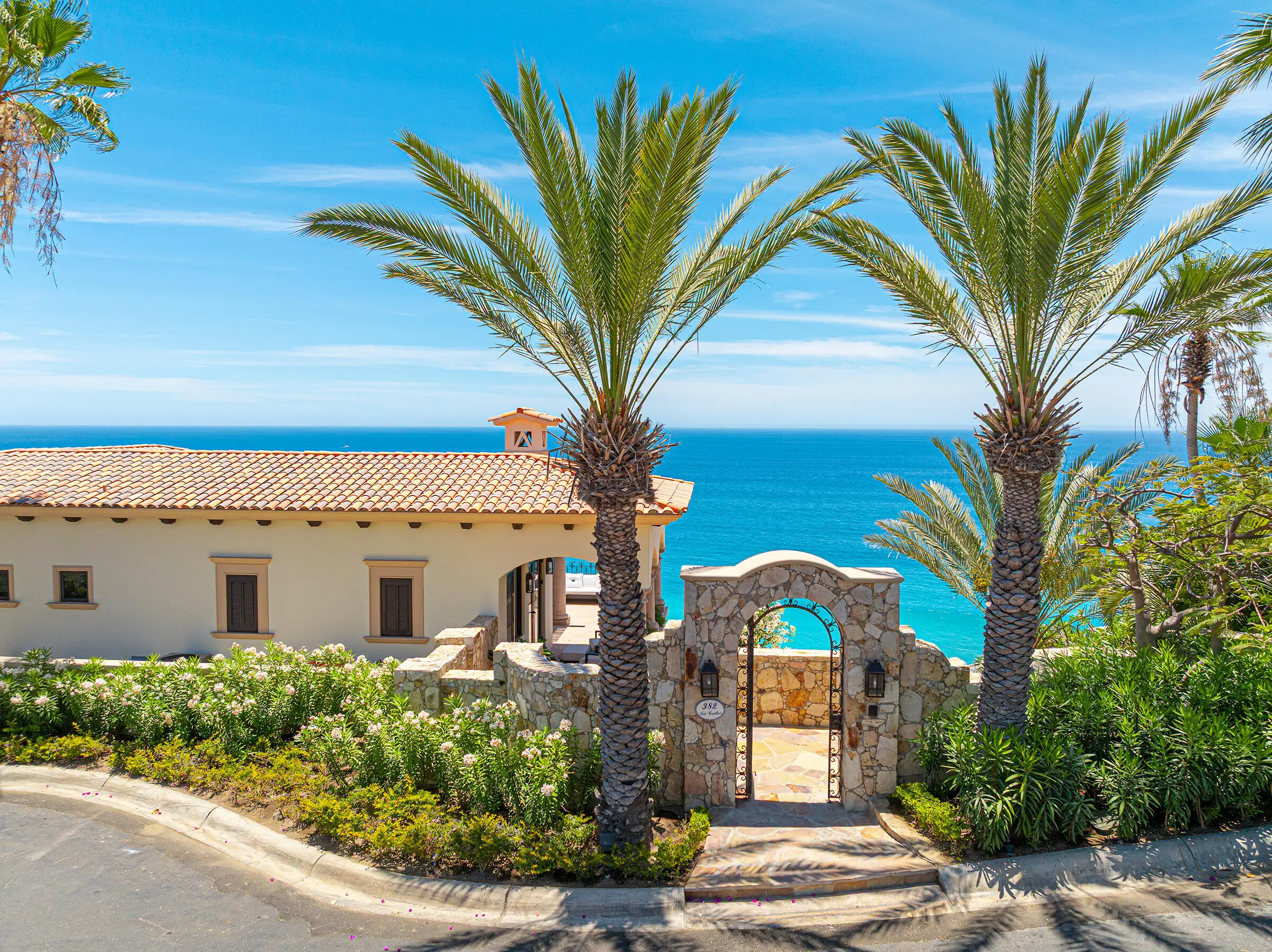 Custom Luxury Homes in Cabo 