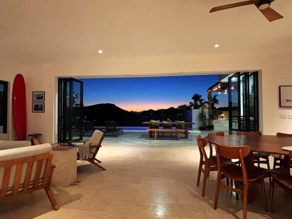 Los Cabos Palmilla Estates Discover a standout investment opportunity in coveted Palmilla Estates, where relaxed coastal style meets refined comfort. This single-story 3-bedroom, 3-bath home blends natural stone, warm wood beams, and a gourmet kitchen with high-end appliances, breakfast nook, and full bar. A generous entry courtyard opens to a heated pool, jacuzzi, outdoor kitchen, and a sun-washed yard overlooking the 9th fairway of the Jack Nicklaus Mountain Course. Eligible for a golf membership, it also makes an effortless vacation retreat with close access to Palmilla Beach, world-class amenities, and the charming San José town center. – 10 Av Marlin, Rincon del Afan, San Jose Corridor, BS