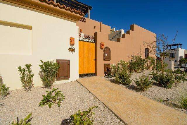 Los Cabos The Canyon Entre Piedras Welcome to The Canyon, San José del Cabo's only fully accessible master-planned community. This enclave of 39 Artigas-designed 4-bedroom homes offers three layout options, central air, four full baths, two-car carport, rooftop terrace with ocean for sale