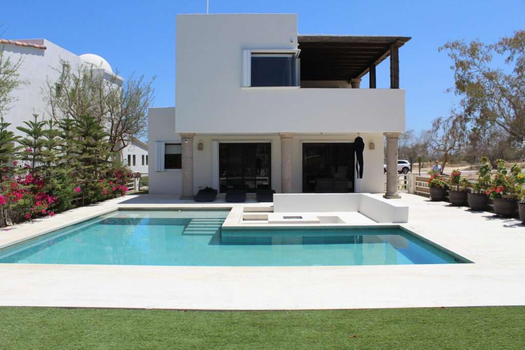 Los Cabos La Playita AMAZING OPPORTUNITY!!! Five bedrooms, Four and One half baths including a Luxury Ocean – 542 C. Palo Blanco, Cabo Corridor, BS