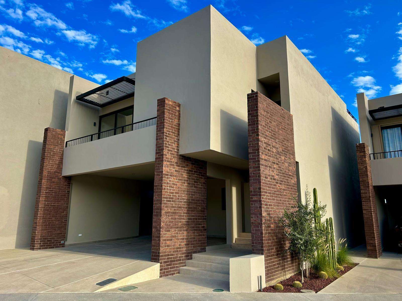 Los Cabos Brisas Del Pac East Rare opportunity to own a large Cabo property in a prime location close to the highway, shopping, hospitals, and schools. This unique compound offers multiple buildings with room for expansion and incredible rental income potential.The main home is an authentic Cabo-tyle house at the center of the property. A separate casita can easily be converted into two condos, ideal for generating rental income. The property also includes a large garage and workshop, with a flat buildable pad above the garage--perfect for another home or condos with stunning – M3 Lot 11, PUNTA MIRANTE LORETO E, Cabo Corridor, Cabo Corridor, BS