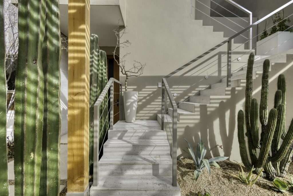 Los Cabos Laguna Hills Welcome to Casa Colibri, a charming 2-bedroom, 2-bathroom home located in the serene neighborhood of Laguna Hills. This unique property offers a one-bedroom, one-bath suite upstairs complete with a kitchen, living room, and spacious patio, plus a private one-bedroom, one-bath suite downstairs ideal for guests.Enjoy panoramic – Solesta Luxury Residence 16B, San Jose del Cabo, San Jose del Cabo, BS
