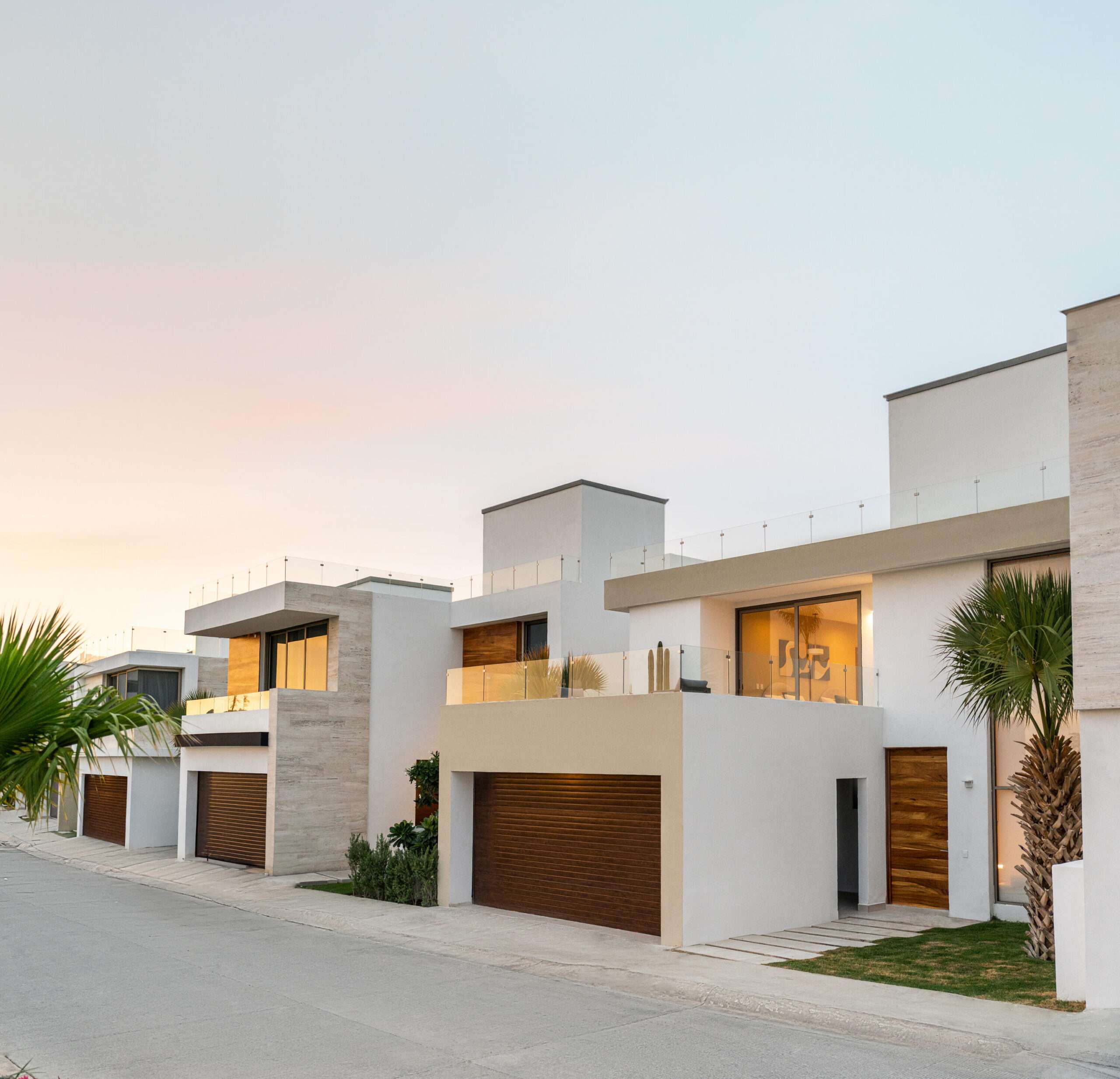 Los Cabos Rancho Cerro Colorado This is a unique opportunity to own a stunning, partially-completed residence in the coveted Rancho Cerro Colorado community. With breathtaking ocean for sale